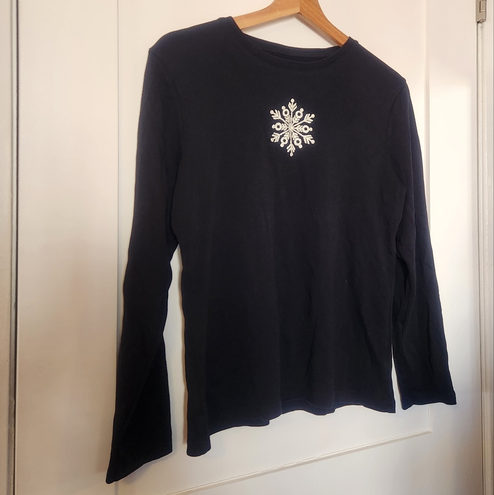 Snowflake Black long sleeve tee M